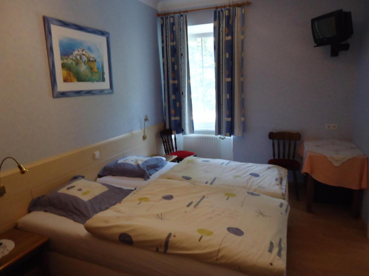 Hostellerie De La Vallee Heffingen Bilik gambar